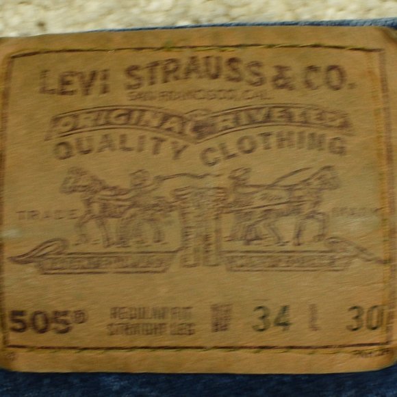 Levi's 505 34 x 30 Regular Fit Straight Leg - Picture 5 of 8